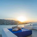 בית נופש The Corfos Hills House Mykonos Town