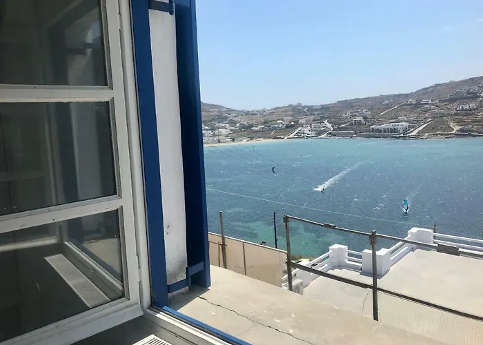 The Corfos Hills House *