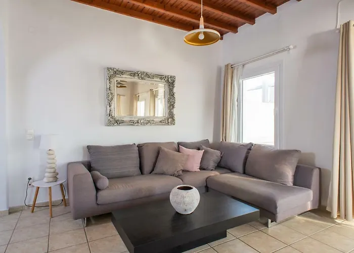 Semesterbostad The Corfos Hills House Mykonos Town