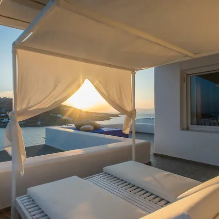 The Corfos Hills House *