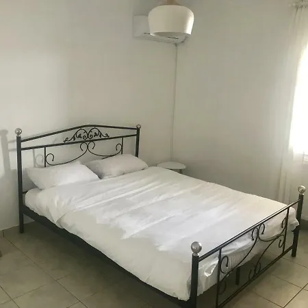 Semesterbostad The Corfos Hills House